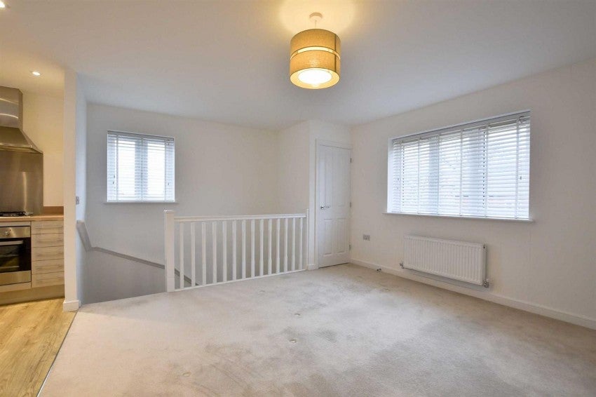 House Sulgrave Way in Wellingborough