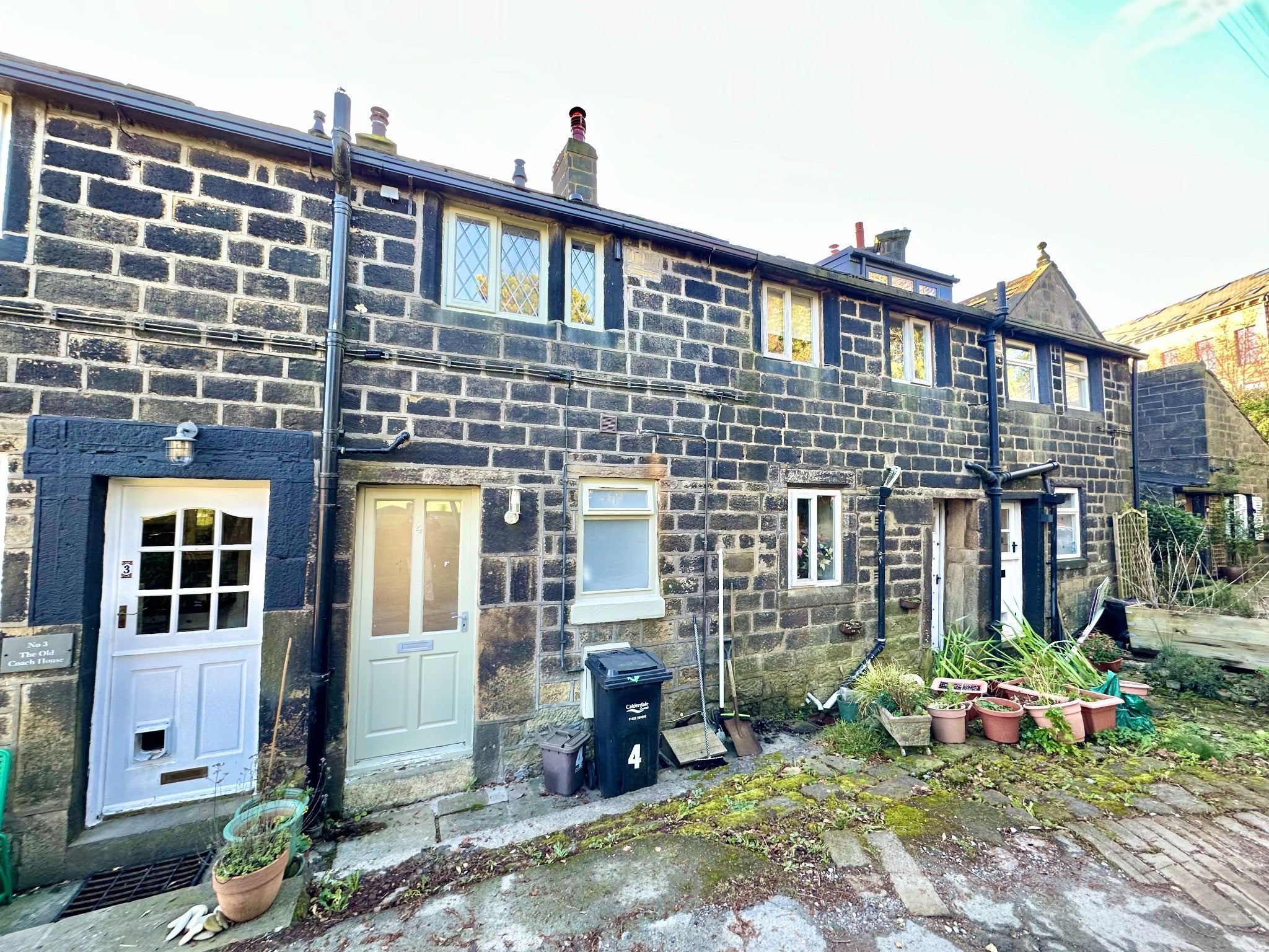 House Old Town Mill Lane in Calderdale