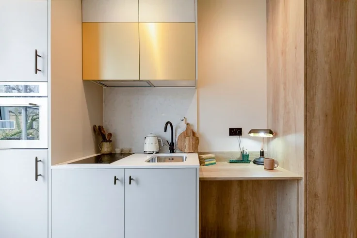 Flat Draycott Avenue in Greater London