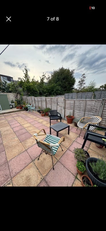 Room Durrington Road in Greater London