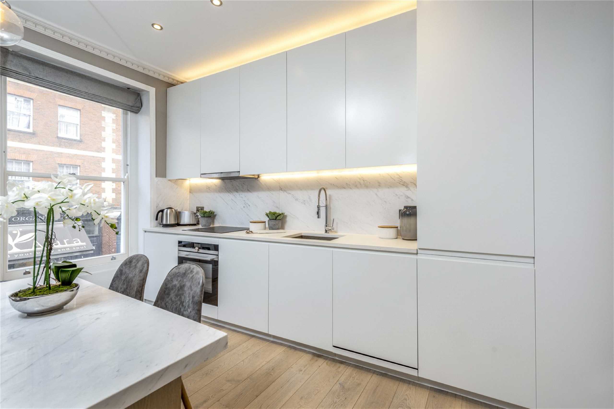 Flat Marchmont Street in Greater London
