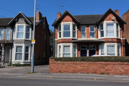 Flat Loughborough Road in Rushcliffe