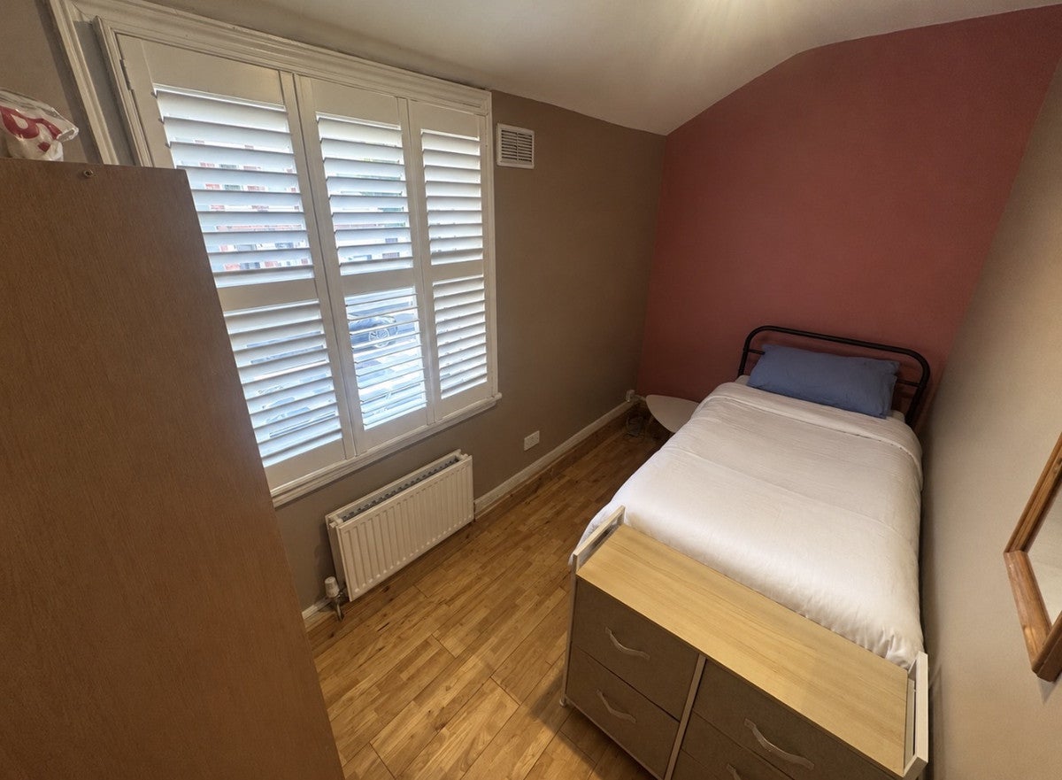 Room Cunliffe Street in Greater London