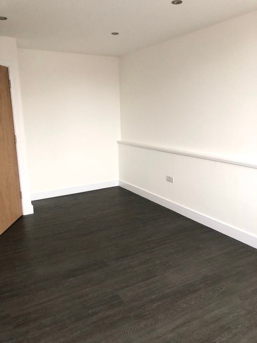 Flat Lower Hill Street in Leicester