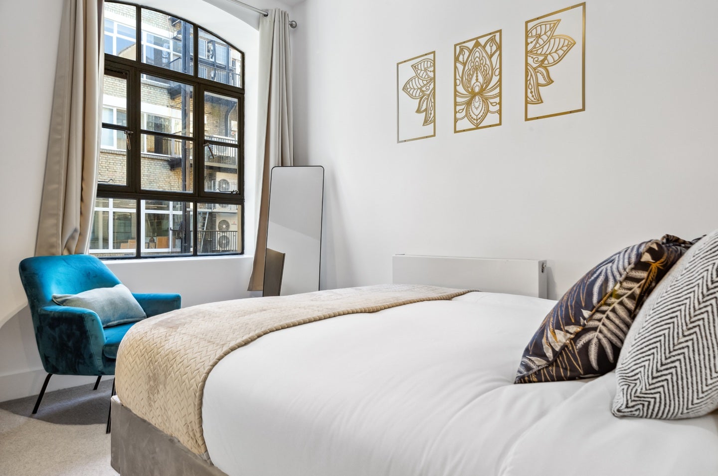 Flat Great Sutton Street in Greater London