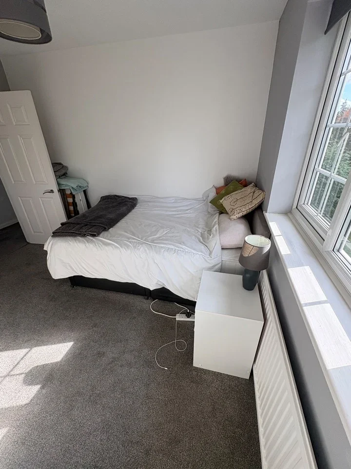 Room Hill Rise in Chalfont St Peter