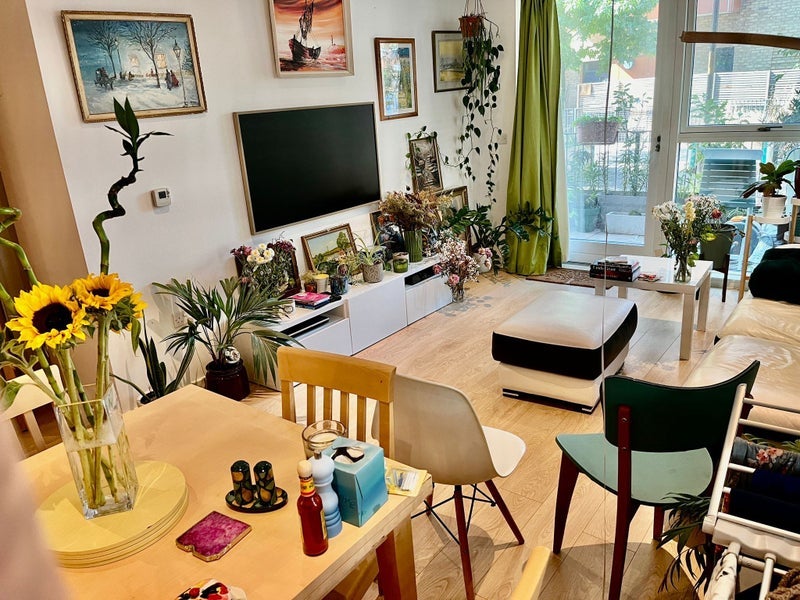Room Edmund Street in Greater London