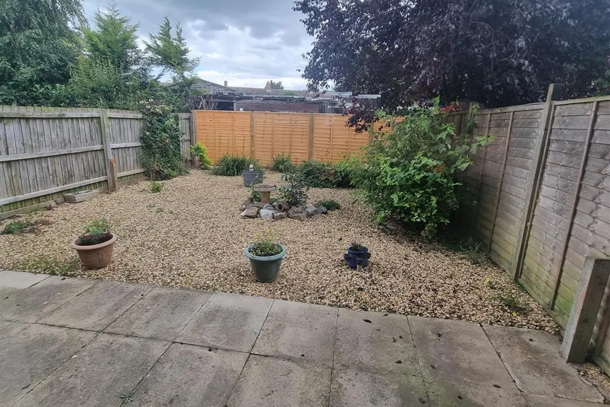 House Ivesdyke Close in Fenland District