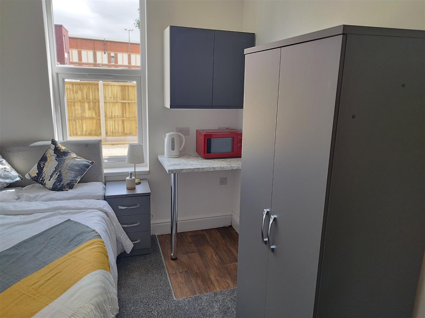 Room St John Street in Mansfield Woodhouse