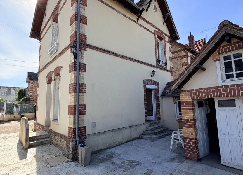 Maison Rue Yves Montand à Conches-en-Ouche