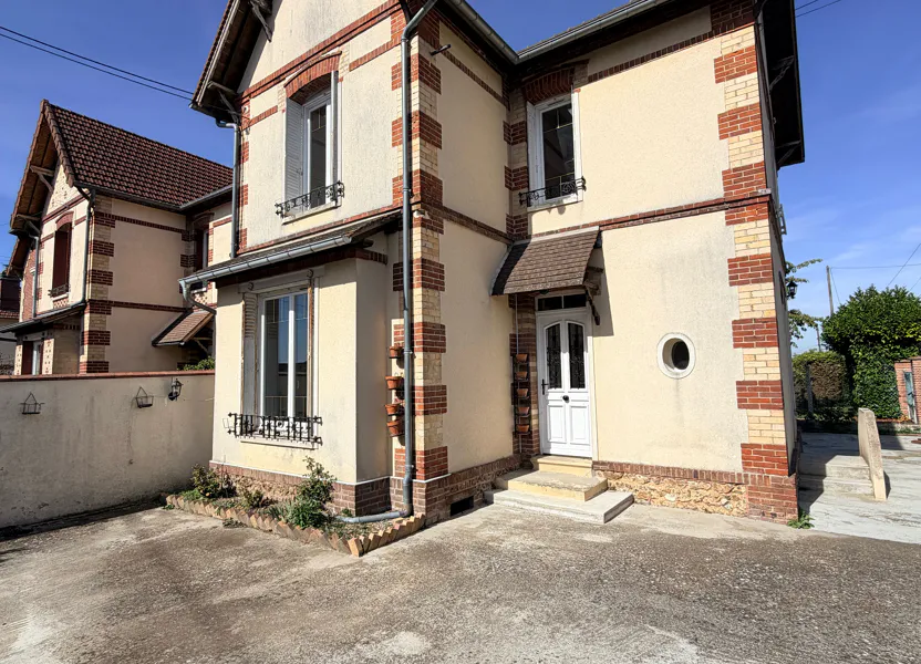 Maison Rue Yves Montand à Conches-en-Ouche