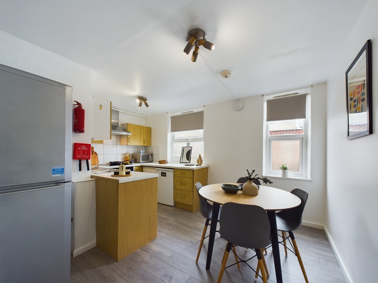 Room Ruskin Avenue in Manchester