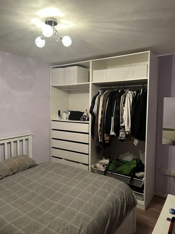 Room Maindy Road in Cardiff