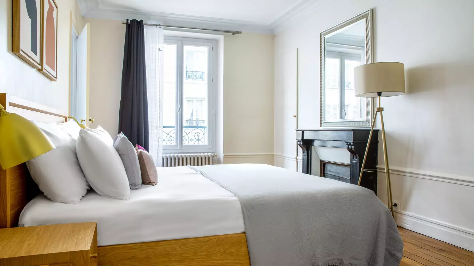 Flat Boulevard Saint-Germain in Paris