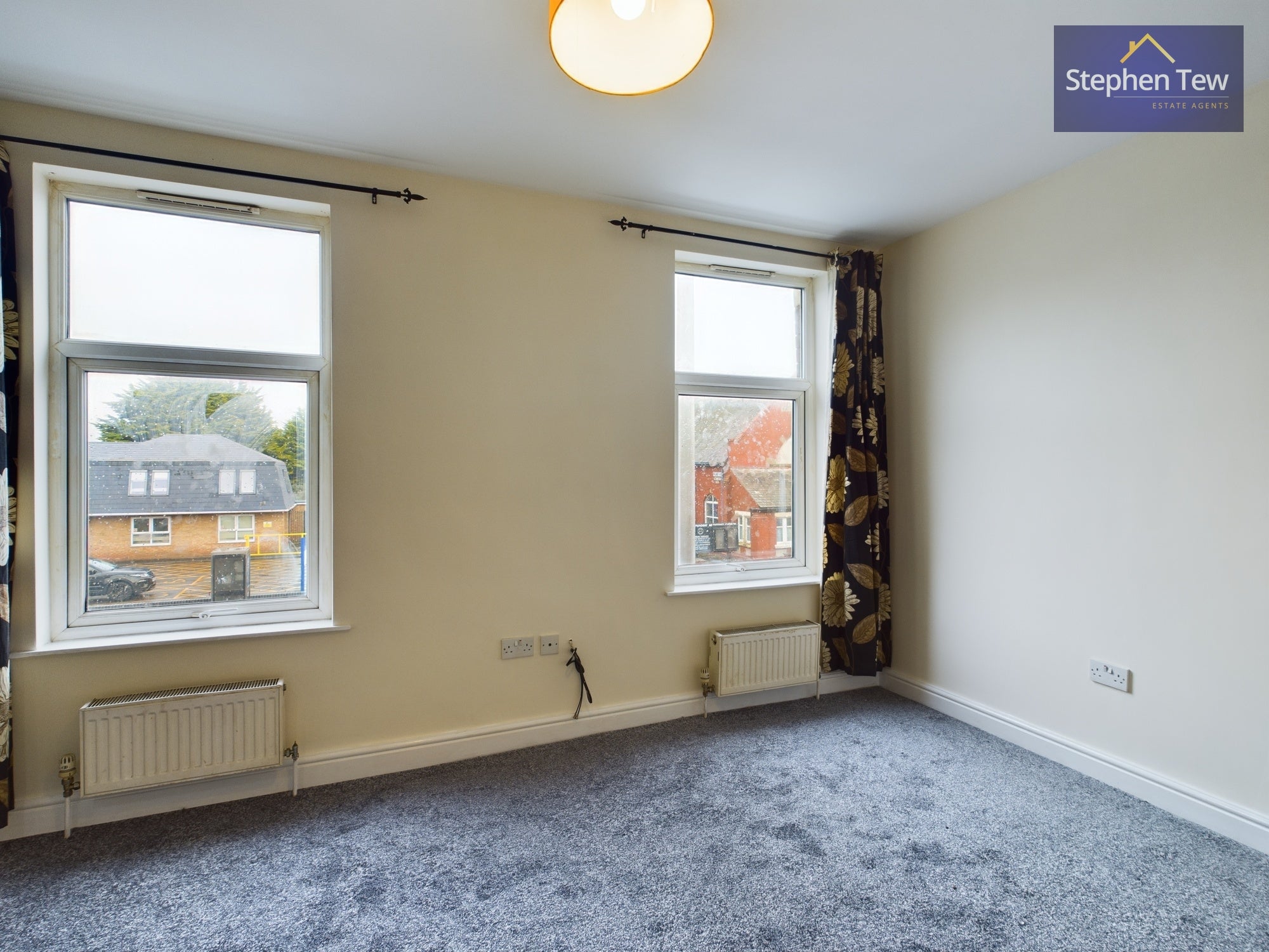 Flat Central Drive in Blackpool