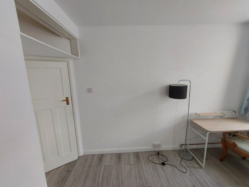 Room Southcroft Road in Greater London