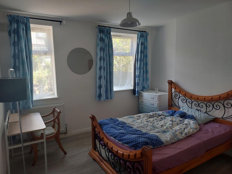 Room Southcroft Road in Greater London