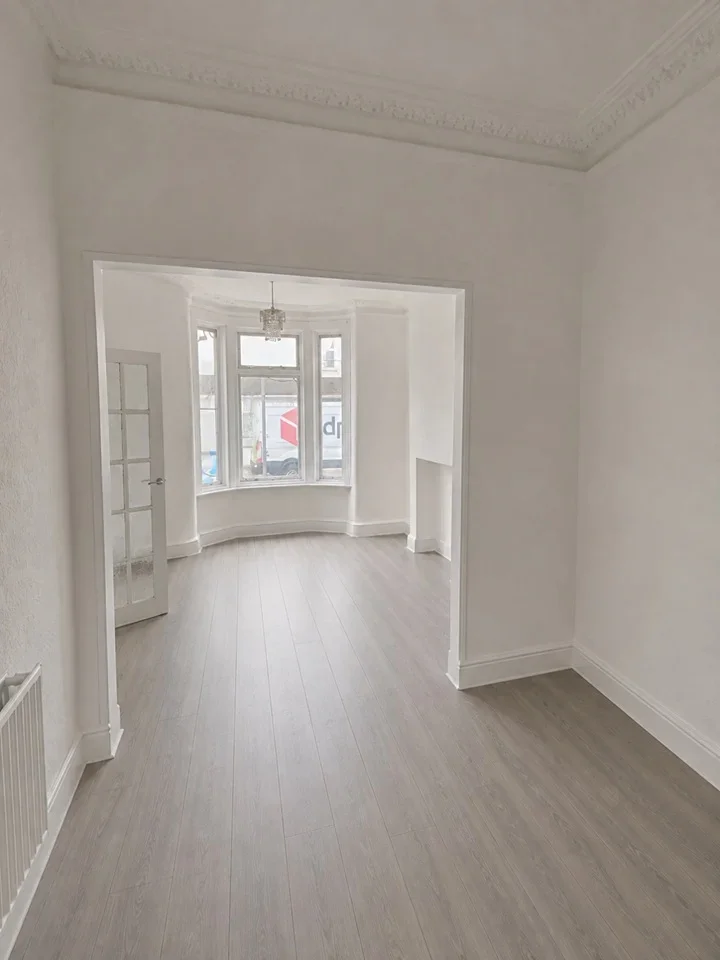 House Goodall Road in Greater London