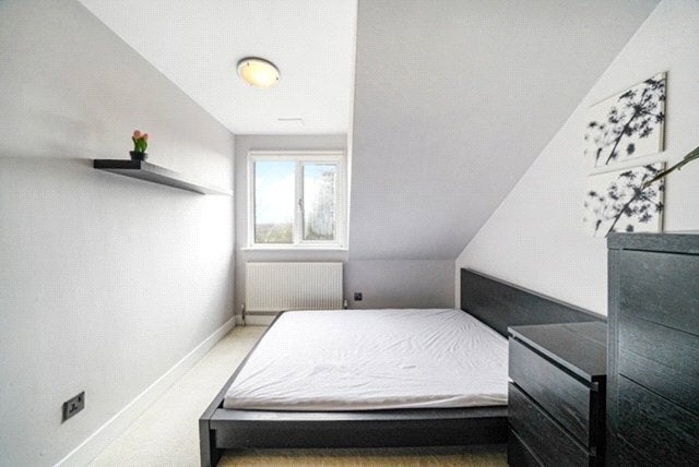 Flat Stanstead Road in Greater London