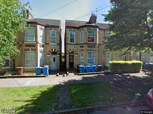 House Beresford Avenue in Hull