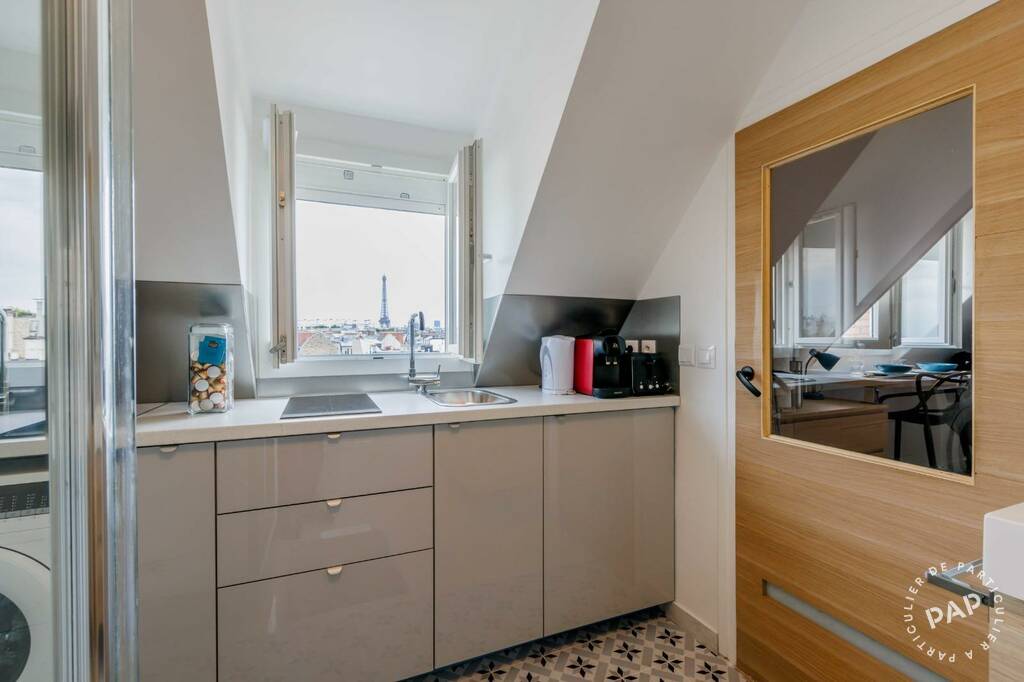Flat Boulevard Flandrin in Paris