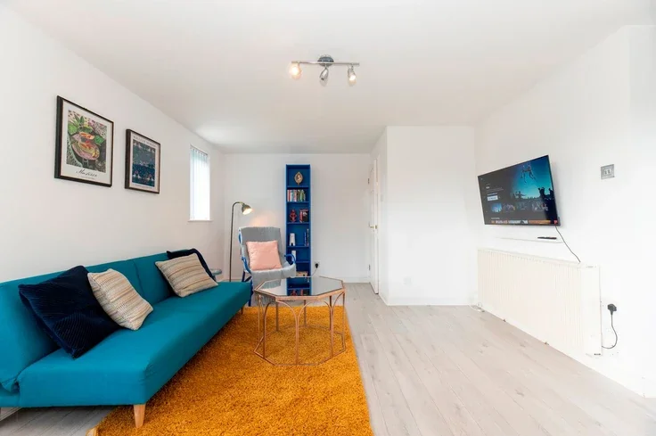 Flat Livesey Close in Greater London