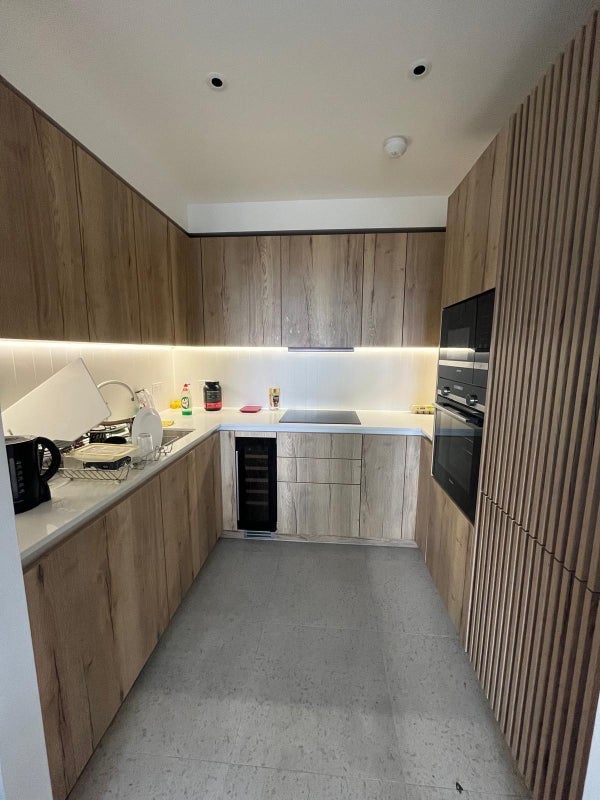 Flat Sidney Street in Greater London