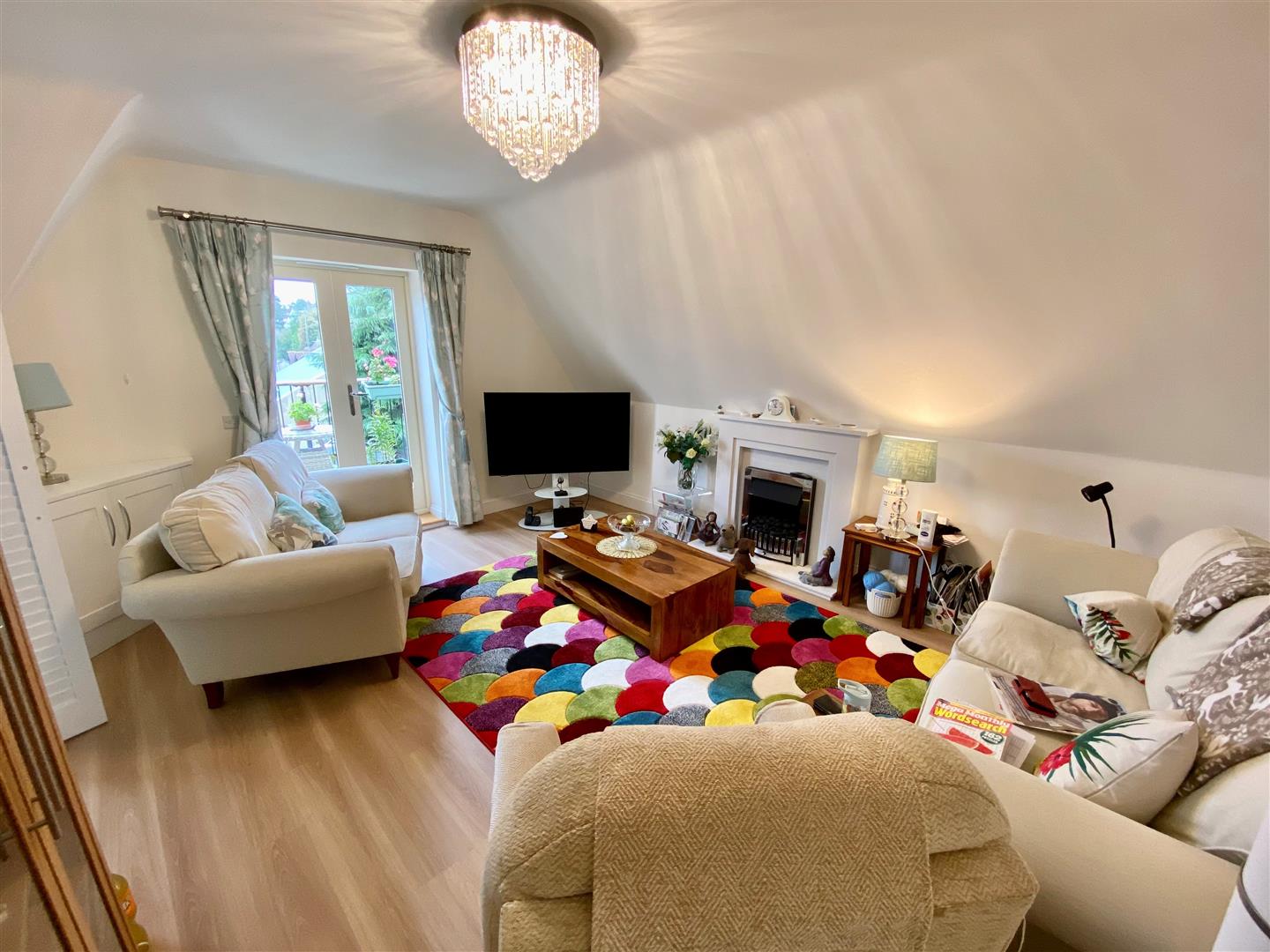 Flat Kings Road in Dacorum