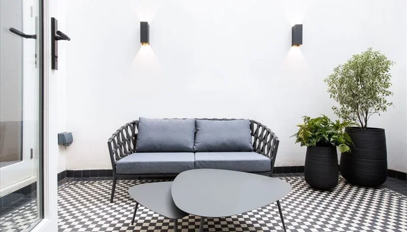 Flat Prince of Wales Terrace in Greater London