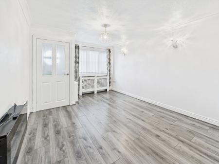 Flat Greenall Street in Ashton-in-Makerfield