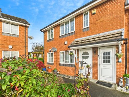 Flat Greenall Street in Ashton-in-Makerfield