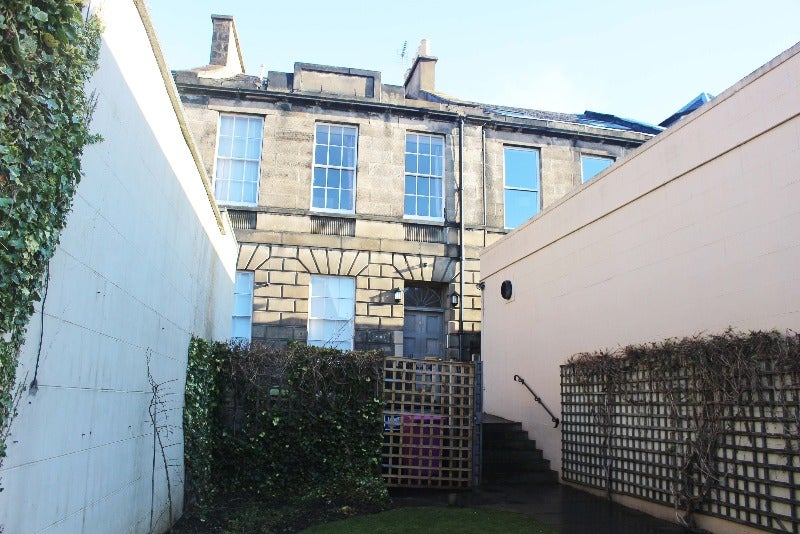 Flat Newington Road in City of Edinburgh