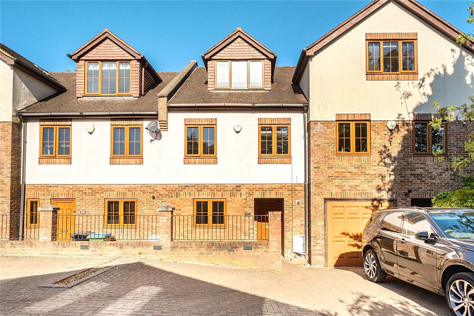 House Norman Close in Sevenoaks