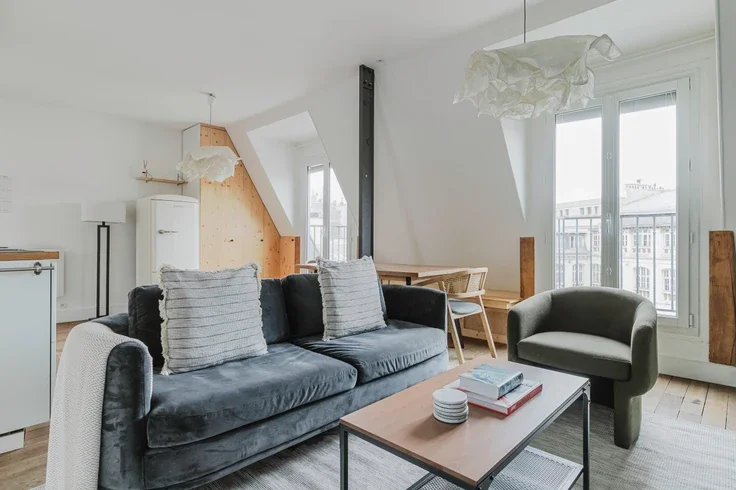 Appartement Rue du Rocher à Paris