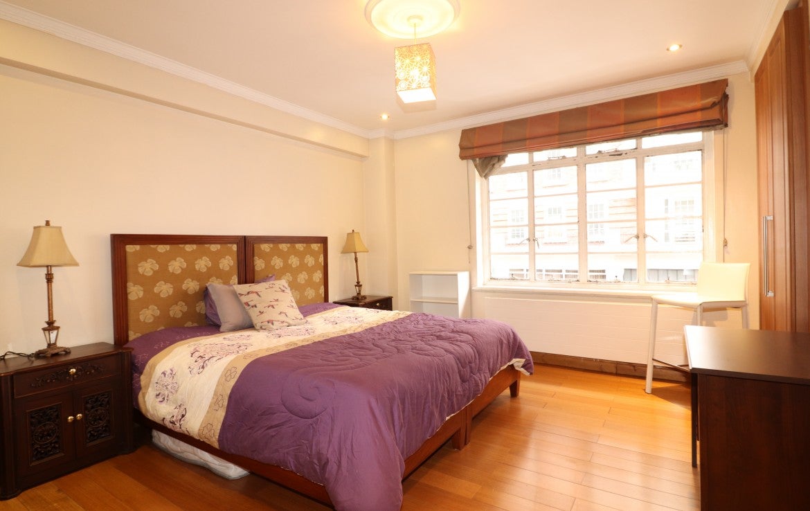Flat Gloucester Place in City of Westminster