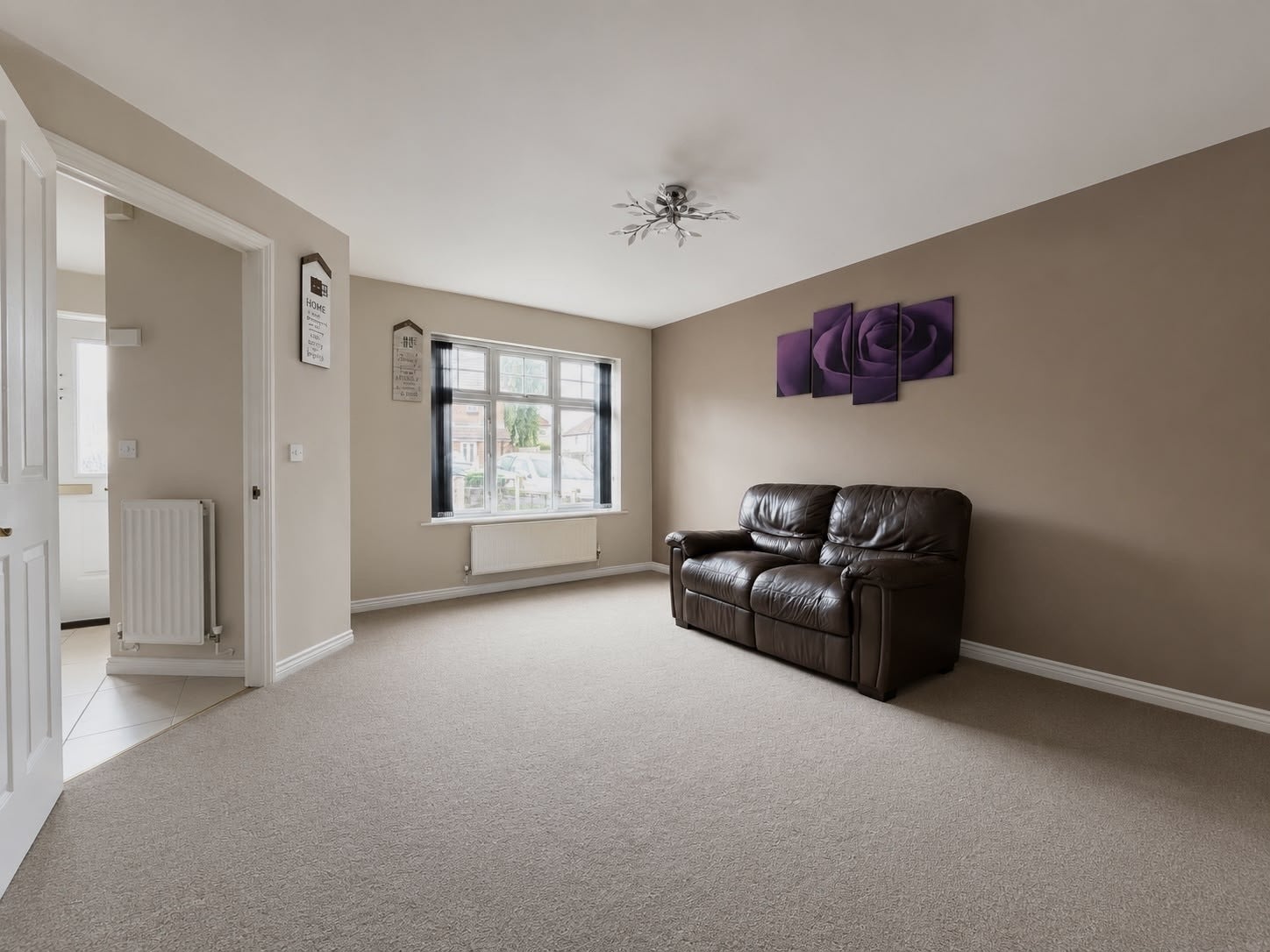 House Tiverton Drive in Sandwell