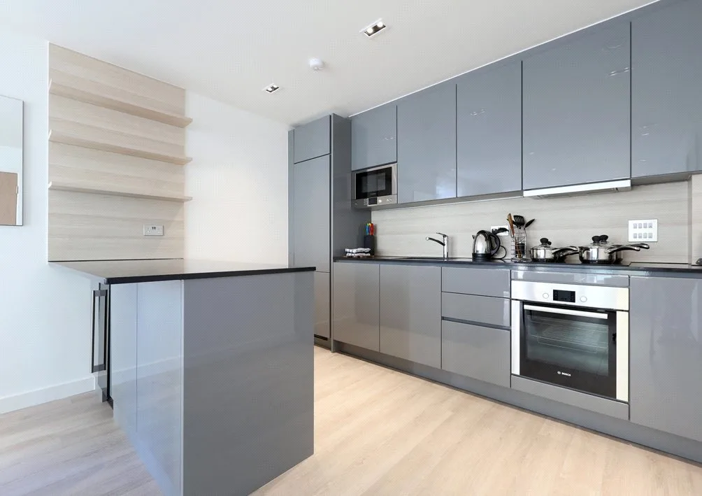 Flat Goodchild Road in Greater London