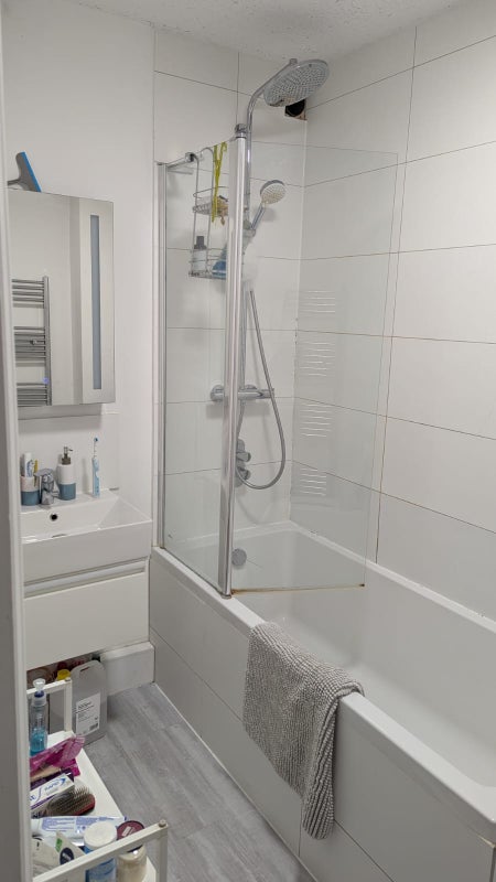 Room Jenner Road in Greater London