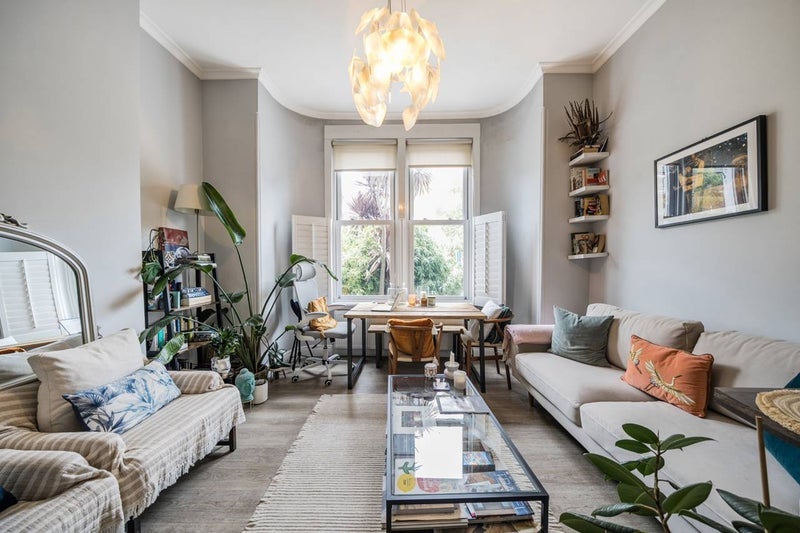 Room Lanhill Road in City of Westminster