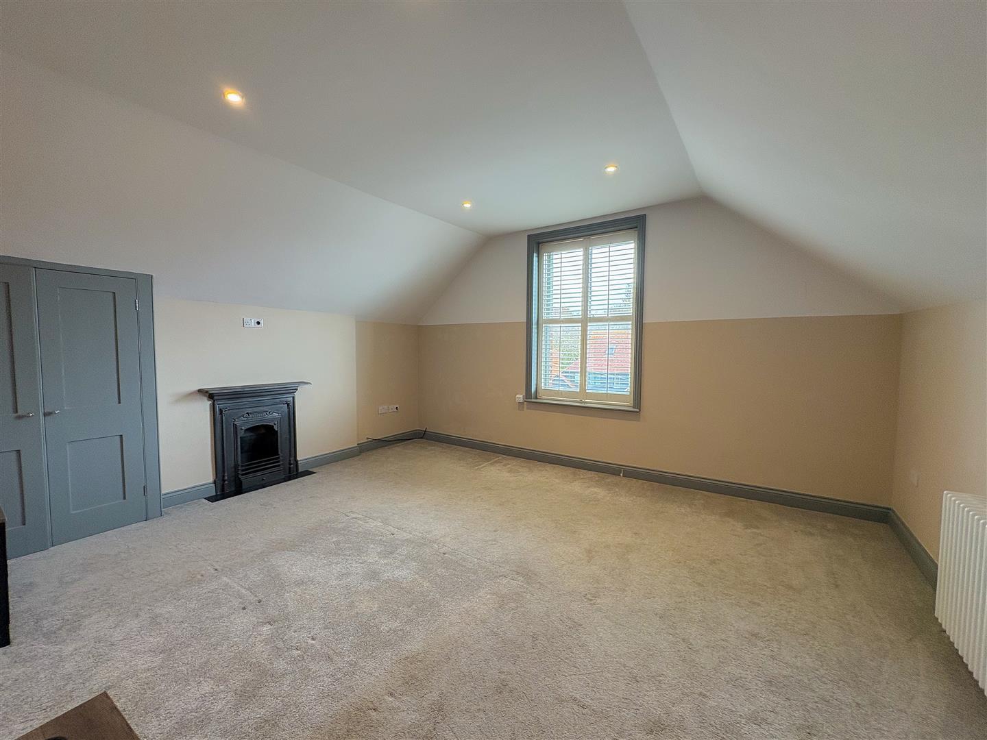 Flat Albany Road in St Leonards