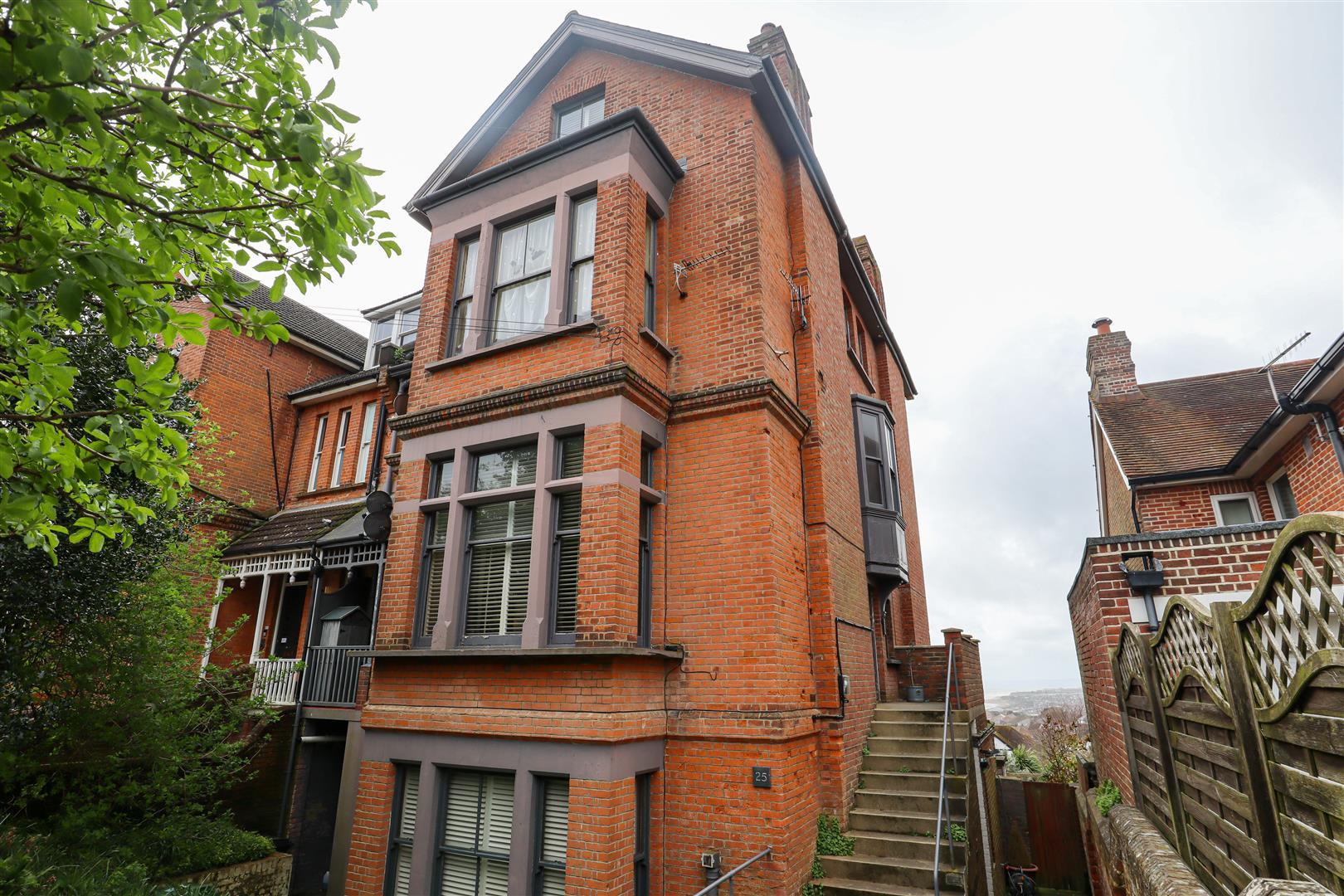 Flat Albany Road in St Leonards