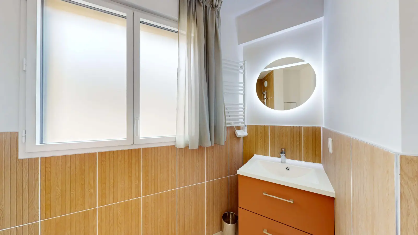 Room Avenue de la Paix in Vanves