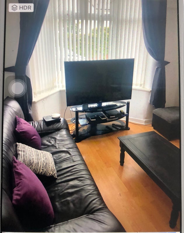Room Herondale Road in Liverpool