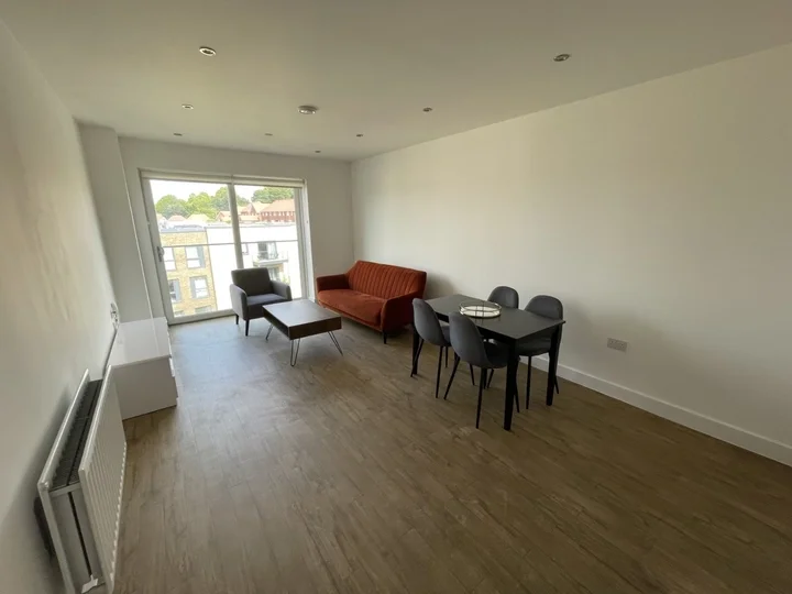 Flat Kimpton Road in Luton