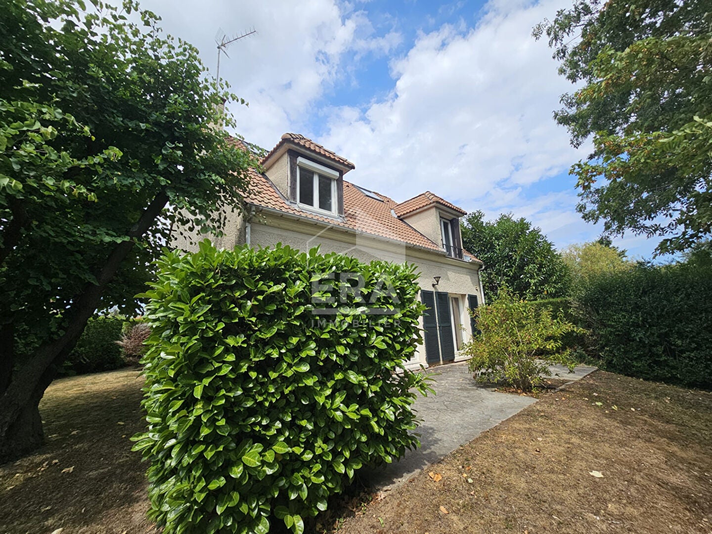 Maison Impasse des Bénédictines à Crespières