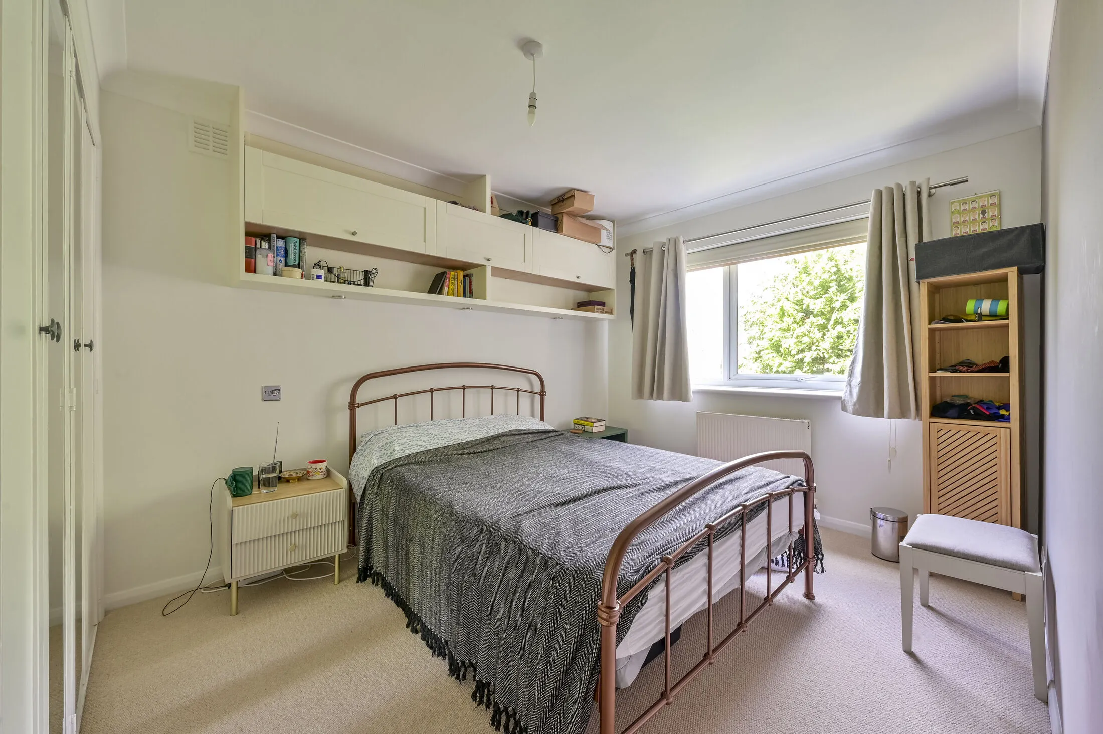Flat Upper Richmond Road in Greater London