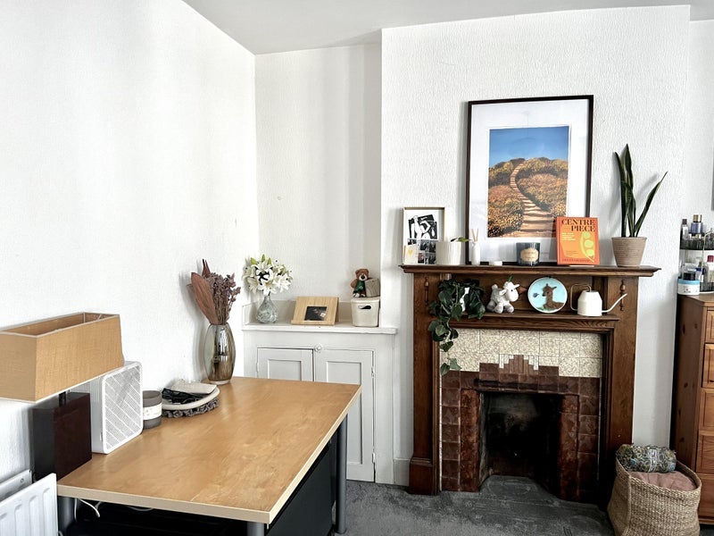 Room De Laune Street in Greater London
