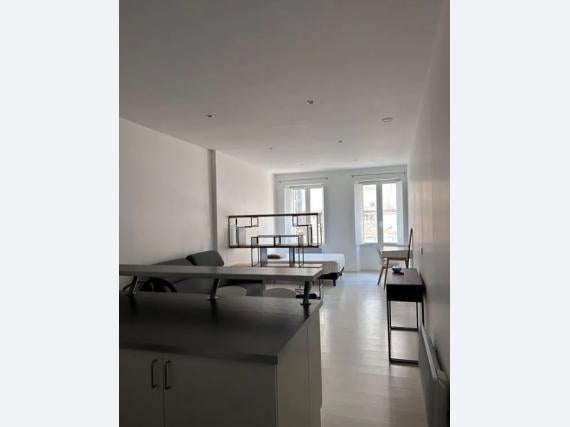 Flat Rue duffour-dubergier in Bordeaux