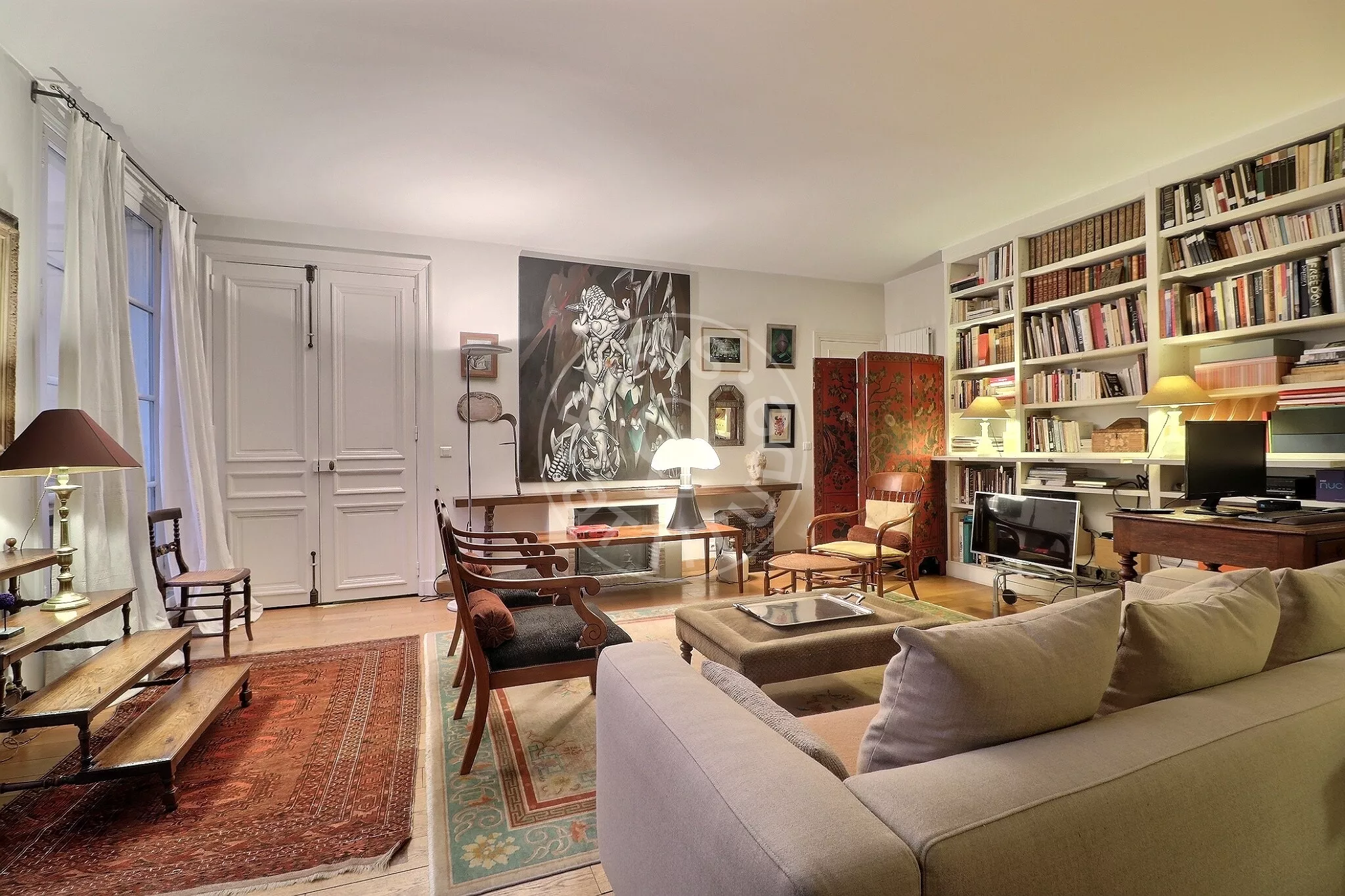 Appartement Rue des Petits Champs à Paris