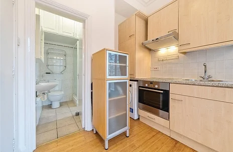 Flat Westbourne Terrace in City of Westminster